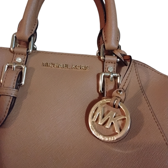 Michael Kors Purse Preppy Neutral Minimalist Quiet Luxury Classic Timeless Bag - Picture 6 of 11